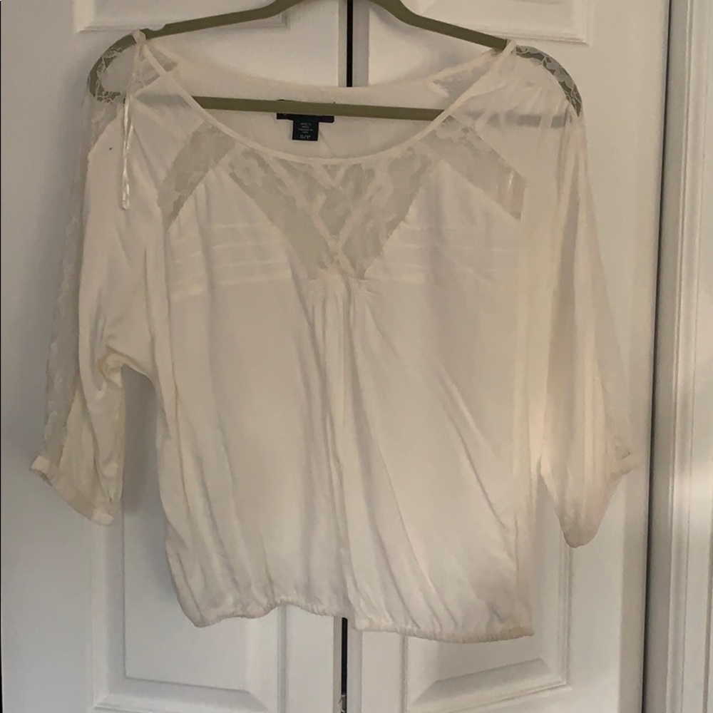 American Eagle Lace Top